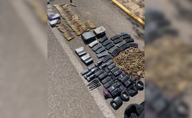 Semar decomisa armas de fuego y miles de cartuchos en operativos antinarco en Badiraguato, Sinaloa