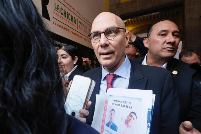 Comisionado ONU escucha posturas enfrentadas en el Senado sobre desapariciones en México