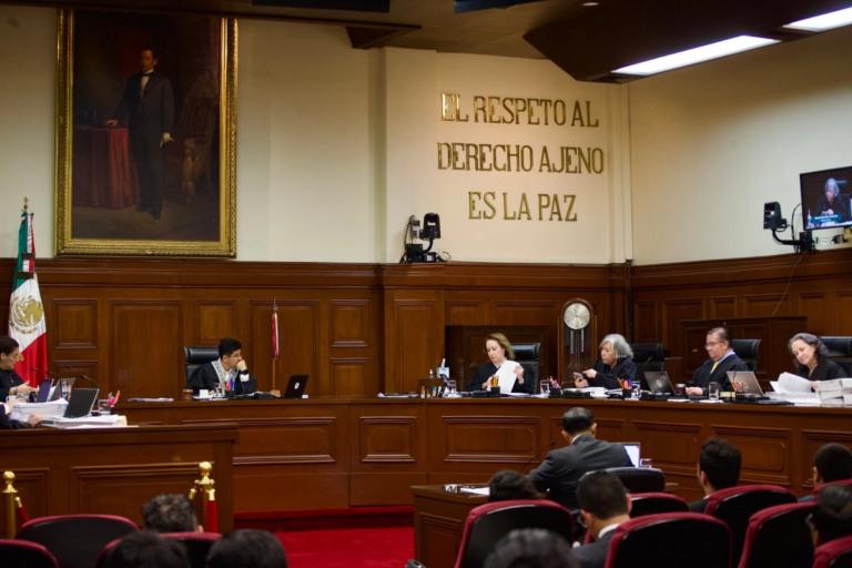 SCJN avala que amparos garanticen acceso al aborto en estados donde es legal