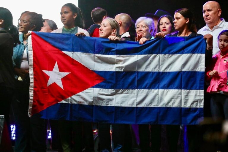 Organizaciones mexicanas de solidaridad con Cuba condenan cargos de EU contra Raúl Castro