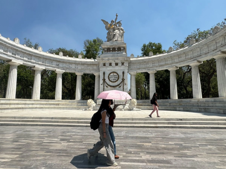 Onda de calor prevalecerá en 27 entidades del país con temperaturas hasta 45 grados