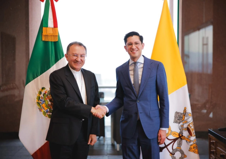 México y el Vaticano acuerdan fortalecer diálogo político y estrechar cooperación