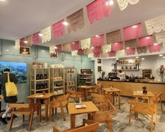 Esta es la cafetería del Bienestar que desafía a Starbucks en CDMX, con café mexicano y comercio justo