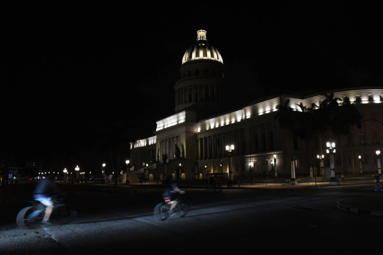 Cuba difunde «guía» para proteger a la población ante una posible agresión militar