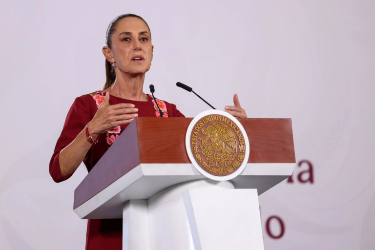 Sheinbaum anuncia estrategia para elevar la producción de medicamentos en el país