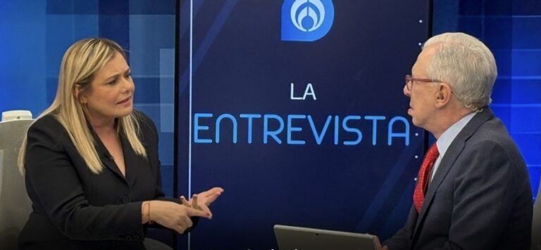 Se desmorona la mentira de Maru Campos: ahora afirma que no sabía sobre la presencia de agentes de la CIA en Chihuahua