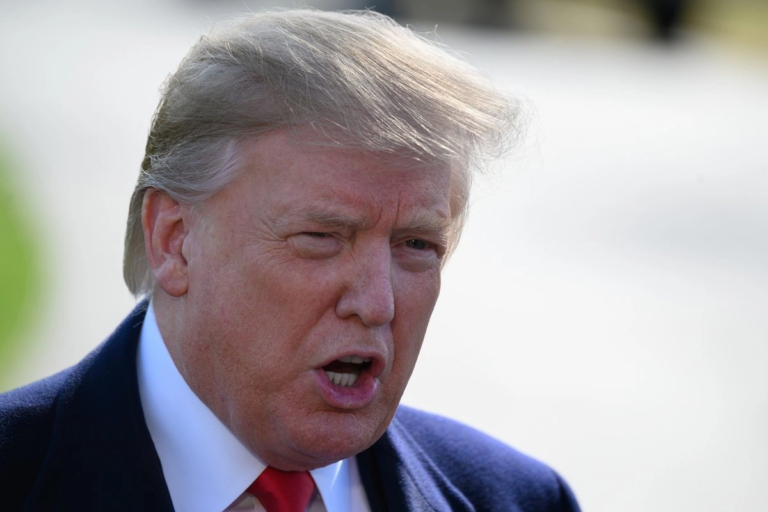 Trump pospone firma de orden ejecutiva sobre IA por temor a dañar la industria