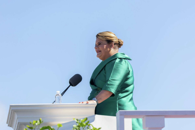“EE.UU. atacaría Cuba la próxima semana”: gobernadora de Puerto Rico enciende alarmas